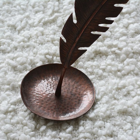 Urban Outfitters Copper Feather Necklace Holder - Picture 2 of 5